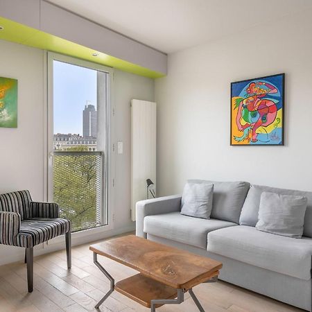 En Plein Coeur De Ville Bel Appartement Pour 6 Nantes Bagian luar foto