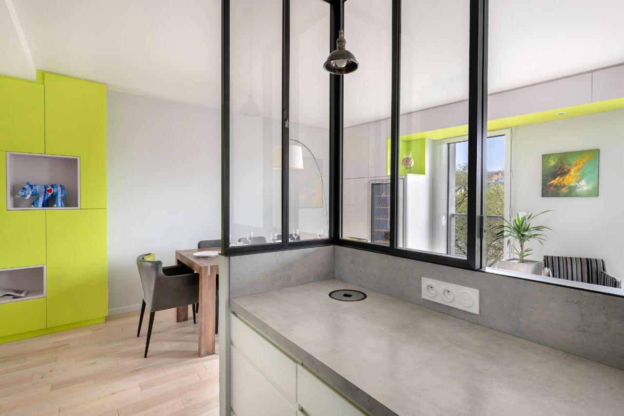 En Plein Coeur De Ville Bel Appartement Pour 6 Nantes Bagian luar foto